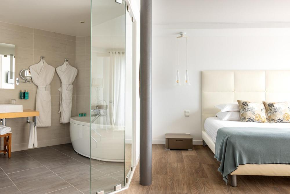 Hotel La Marine Barneville-Carteret Ngoại thất bức ảnh