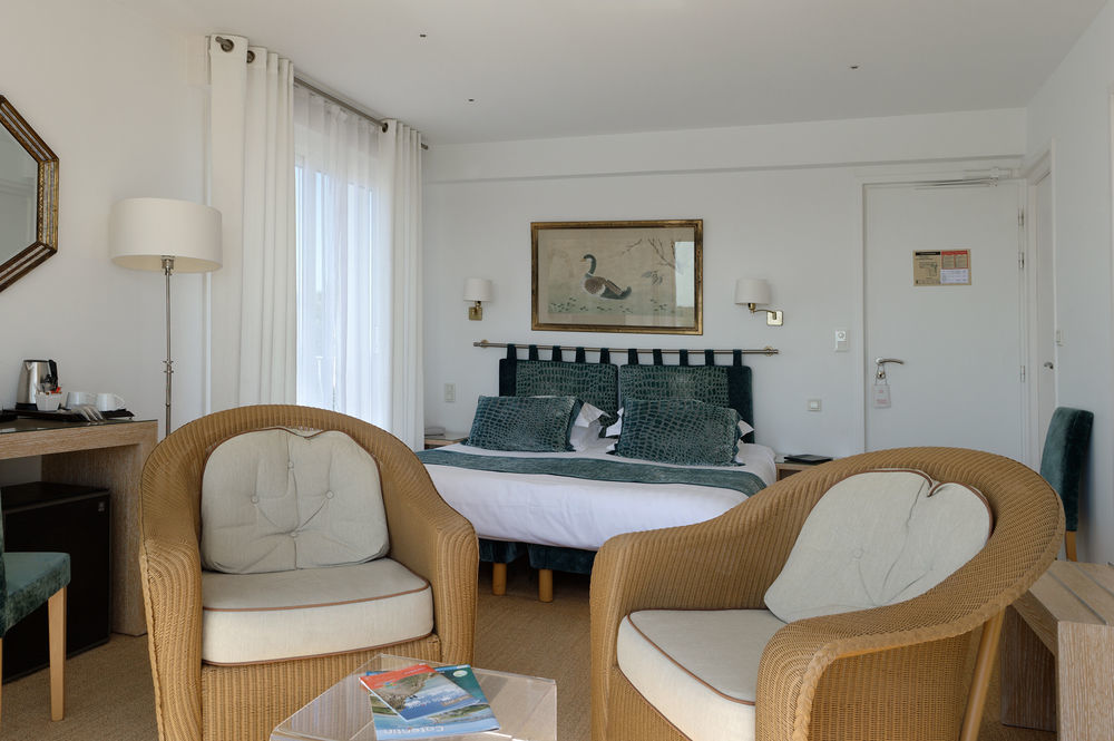 Hotel La Marine Barneville-Carteret Ngoại thất bức ảnh